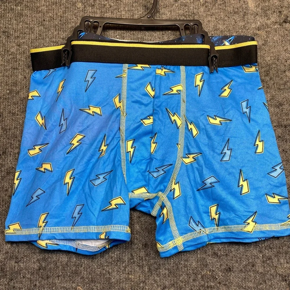 Wonder Nation Boys 2 Pack Boxer Briefs XL 14-16 Blue Lightning Space Tagless